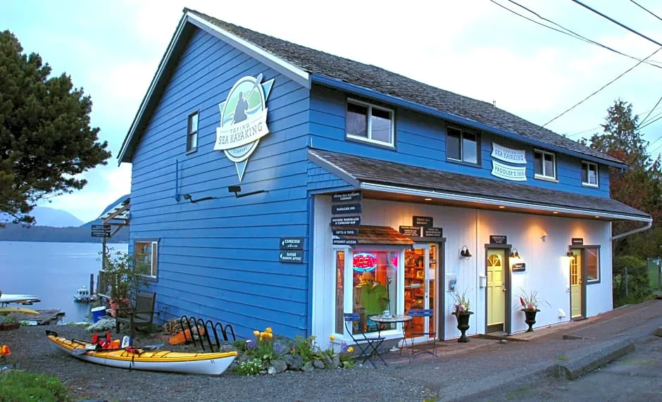 Tofino Paddlers Inn hotel hero
