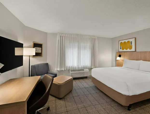 Sonesta Simply Suites Birmingham Hoover hotel detail image 3