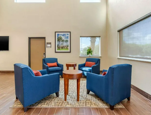 Comfort Suites San Antonio Airport North hotel detail image 4