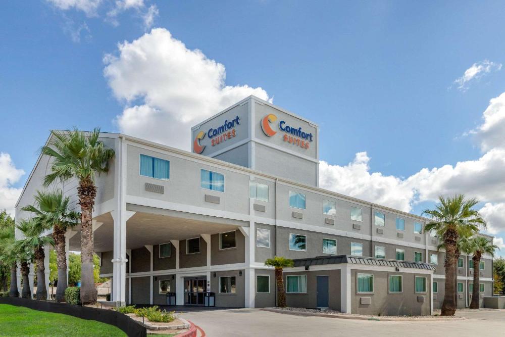 Comfort Suites San Antonio Airport North hotel hero