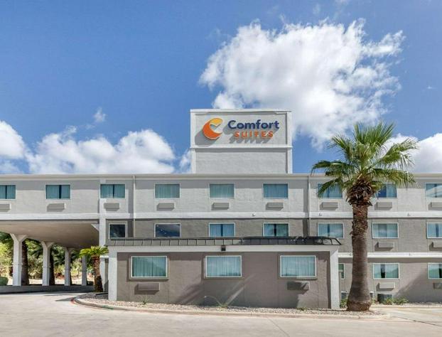 Comfort Suites San Antonio Airport North hotel detail image 1