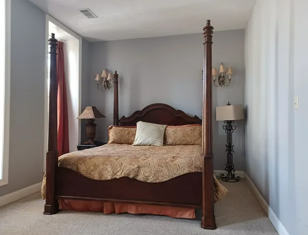 Natchez Manor Bed & Breakfast hotel detail image 3