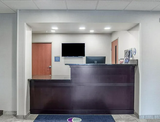 Cobblestone Inn & Suites - Guernsey hotel detail image 3