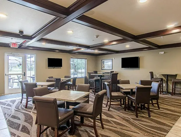 Cobblestone Inn & Suites - Guernsey hotel detail image 4