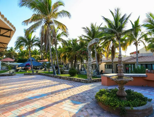 Buena Vista Oceanfront & Hot Springs Resort hotel detail image 2