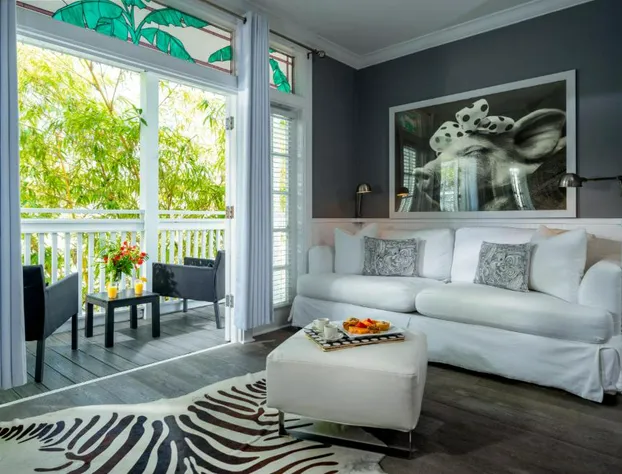 Alexanders Guesthouse - Adult Exclusive, LGBTQ Friendly hotel detail image 4