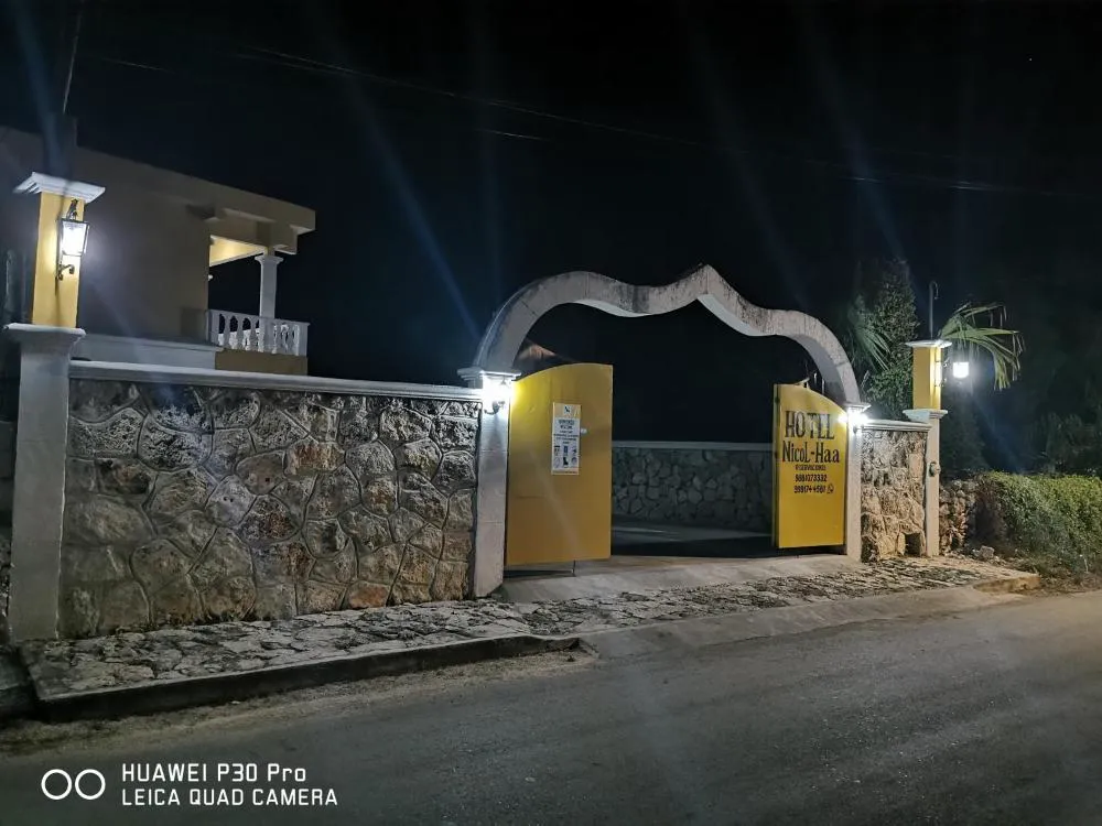 Nicol-Haa hotel hero