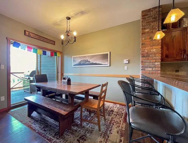 Whispering Pines hotel detail image 3