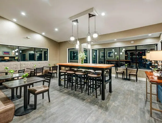 Garrison Hotel & Suites Dover-Portsmouth, an Ascend Collection Hotel hotel detail image 3