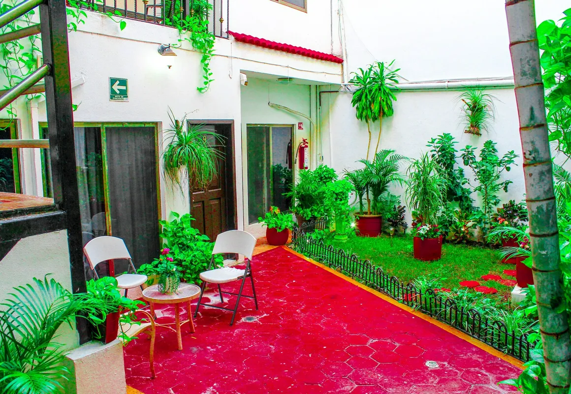 Hotel Melina hotel hero