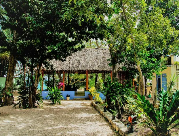 El Roble Nature Hotel & Lagoon hotel detail image 3