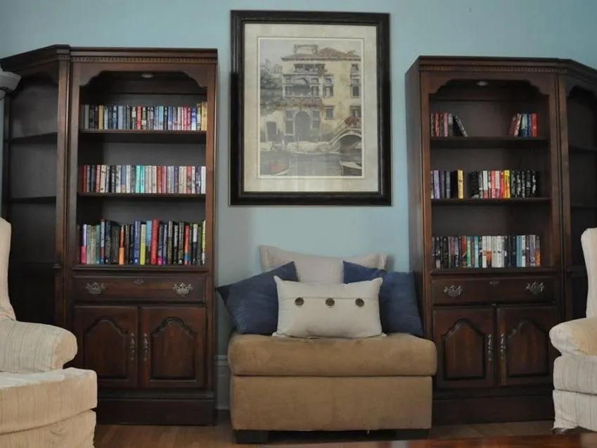 The Doctor's Inn hotel hero