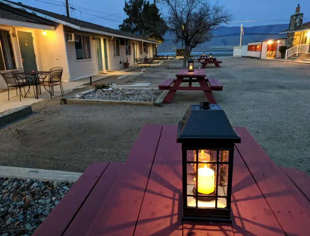 Lakeview Motel hotel detail image 1