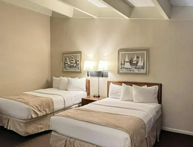 Windjammer Lodge hotel detail image 4