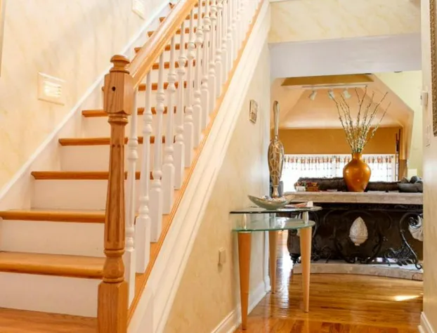 Gaslight Bed and Breakfast hotel detail image 2