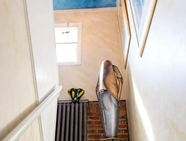 Gaslight Bed and Breakfast hotel detail image 4