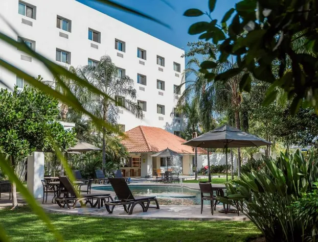 Comfort Inn Puerto Vallarta Golfside & Marina hotel detail image 2