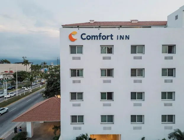 Comfort Inn Puerto Vallarta Golfside & Marina hotel detail image 3
