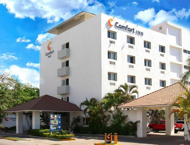 Comfort Inn Puerto Vallarta Golfside & Marina hotel detail image 1