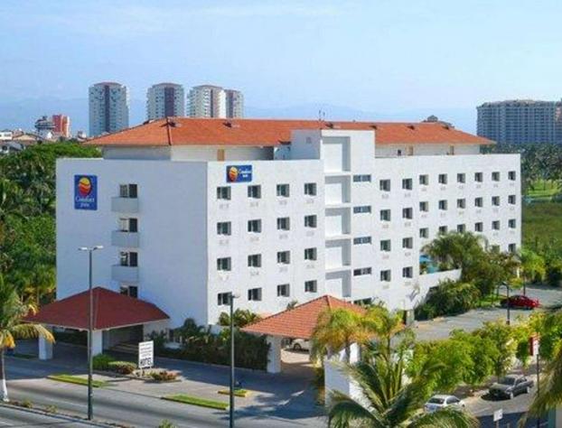 Comfort Inn Puerto Vallarta Golfside & Marina hotel detail image 2
