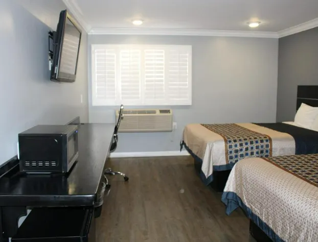 ERTH INN by AGA Los Angeles hotel detail image 4