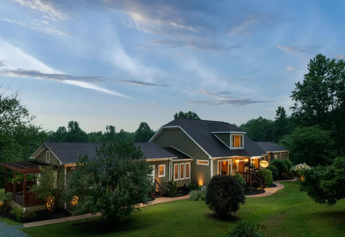 Arcady Vineyard Bed & Breakfast hotel hero