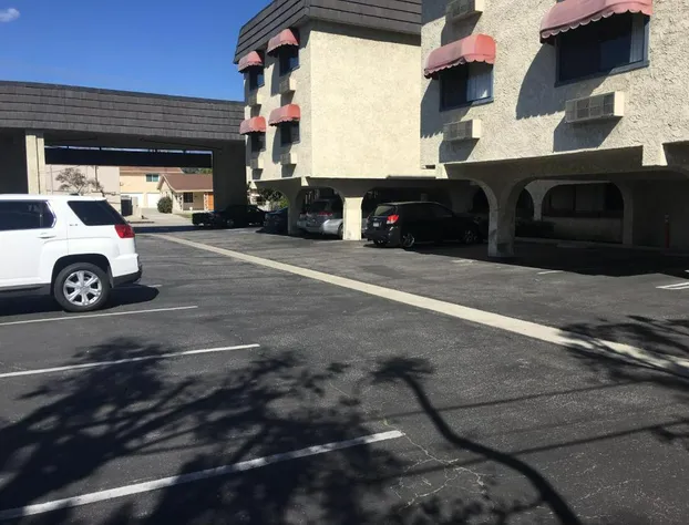 Grand Inn hotel detail image 2