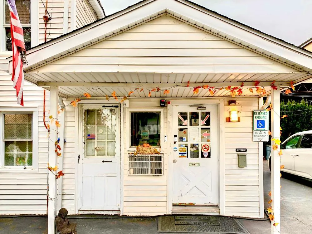 Penn Lodge Hotel & Suites hotel hero