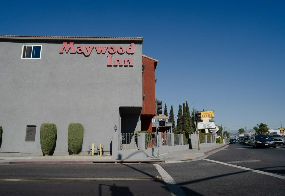 Maywood Inn hotel hero
