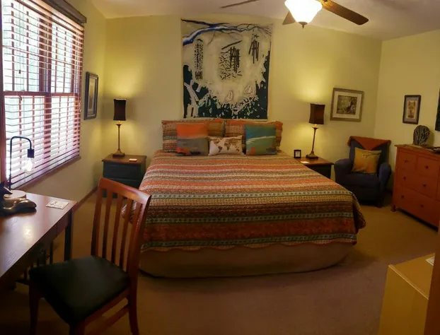 2 Cranes Inn - Zion hotel detail image 3