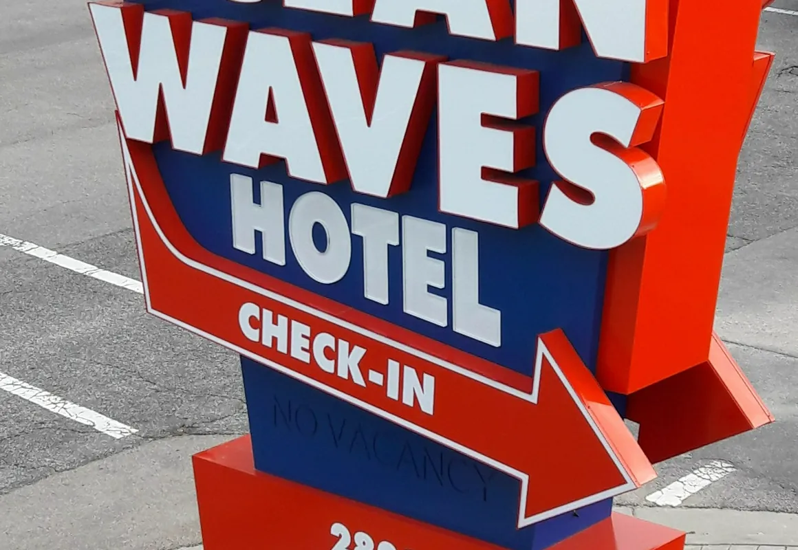 Ocean Waves Hotel hotel hero