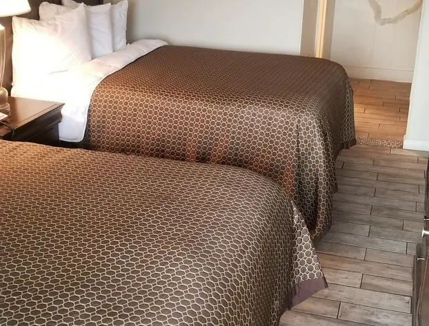 Ocean Waves Hotel hotel detail image 3