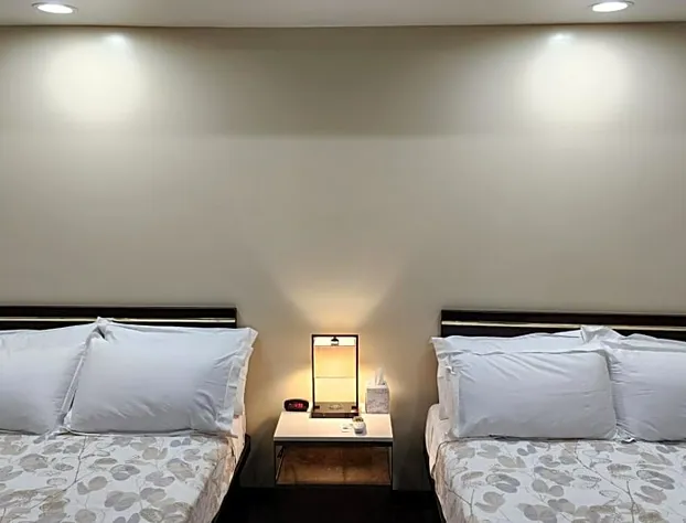 24 Hours Motel hotel detail image 2