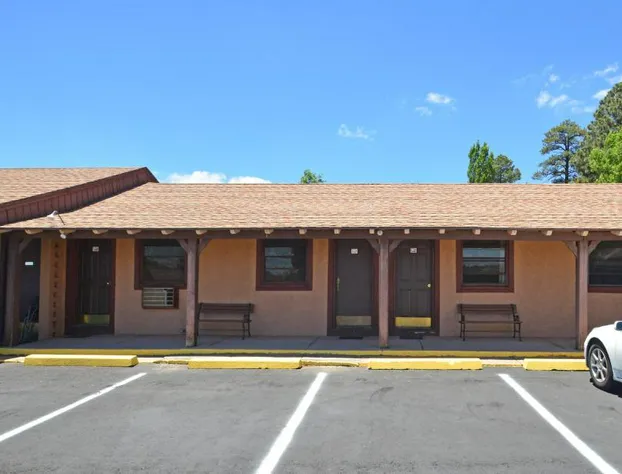 Western Hills Motel hotel detail image 1