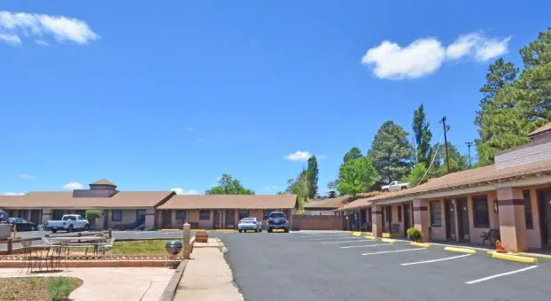 Western Hills Motel hotel detail image 2