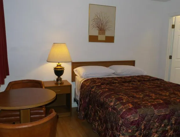 Golden Lion Motel hotel detail image 3