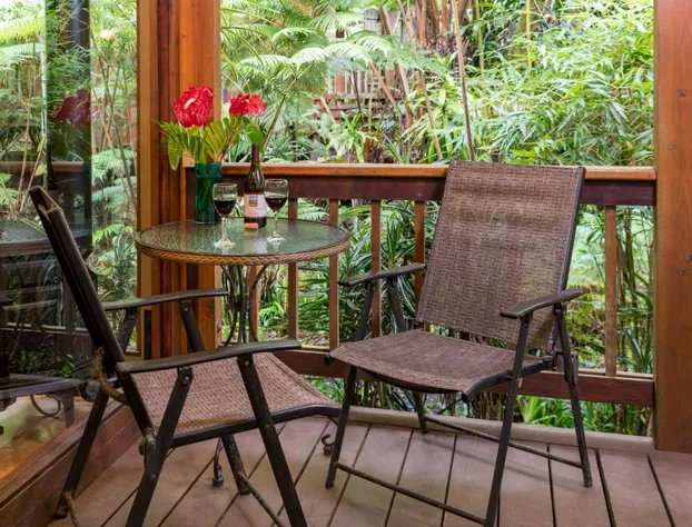 Volcano Village Lodge hotel detail image 4