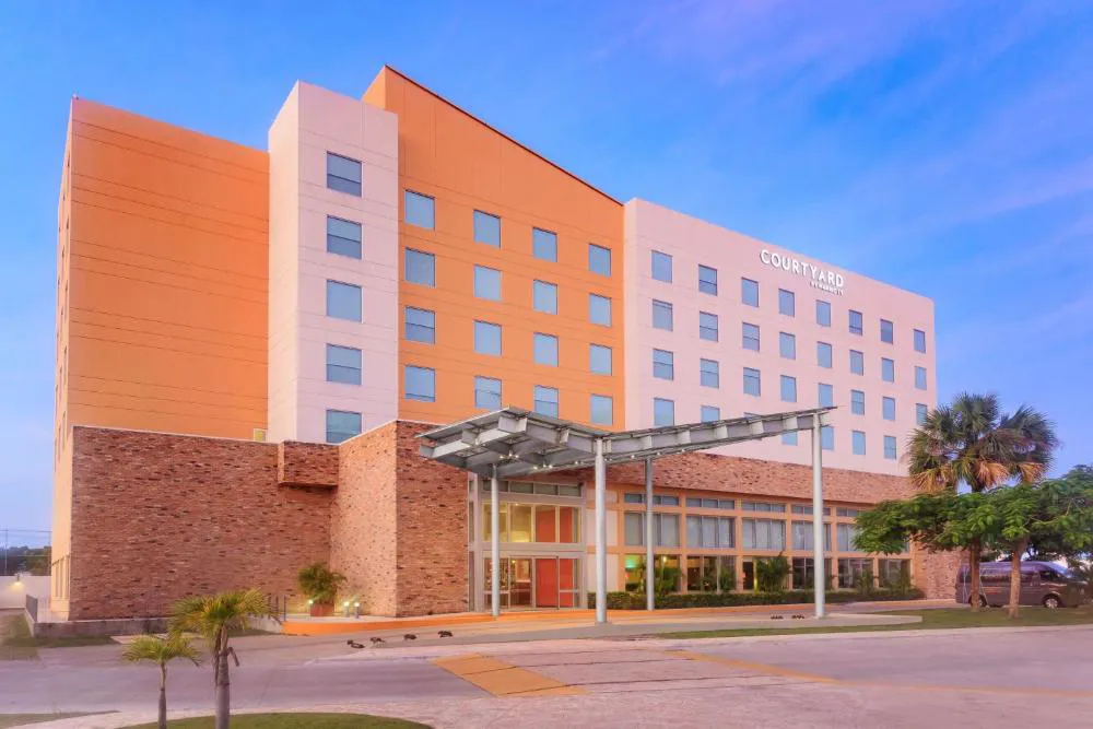 Courtyard by Marriott Ciudad del Carmen Campeche hotel hero