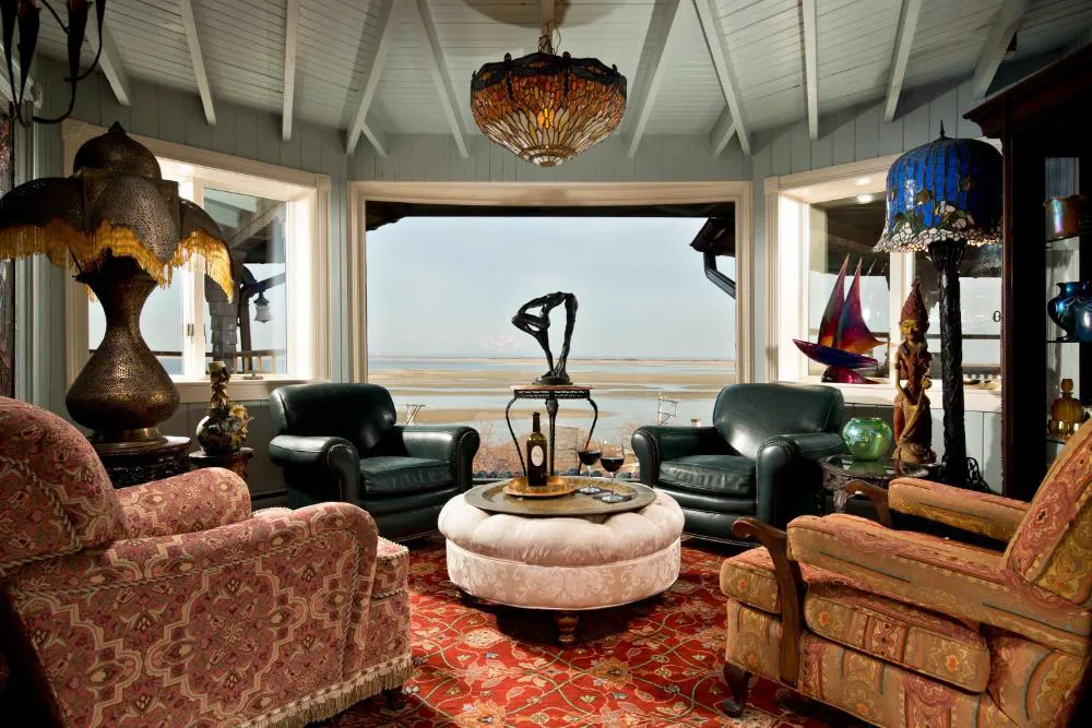 Lands End Inn hotel hero