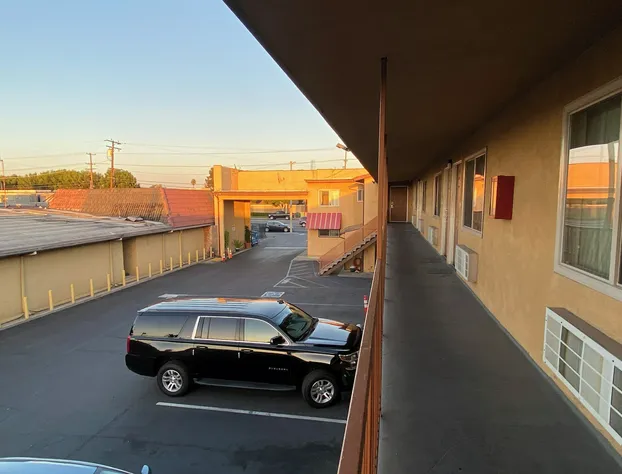 Robinhood Motel Anaheim West hotel detail image 3