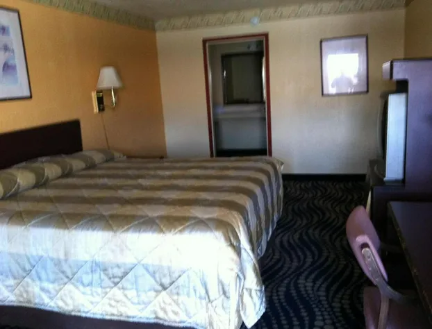 Delux inn hotel detail image 4