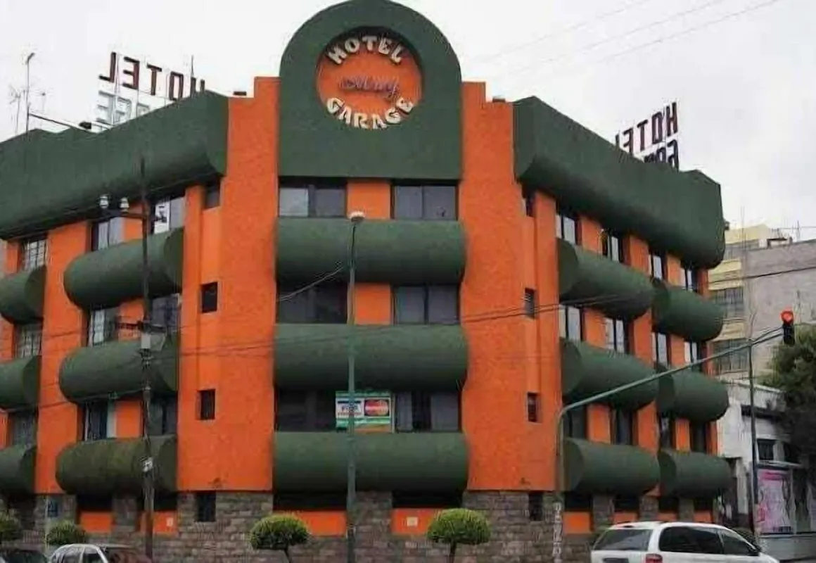 Hotel Muy hotel hero