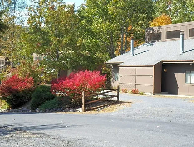 Senedo Springs hotel detail image 1