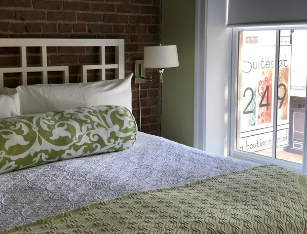 Suites at 249 hotel detail image 4