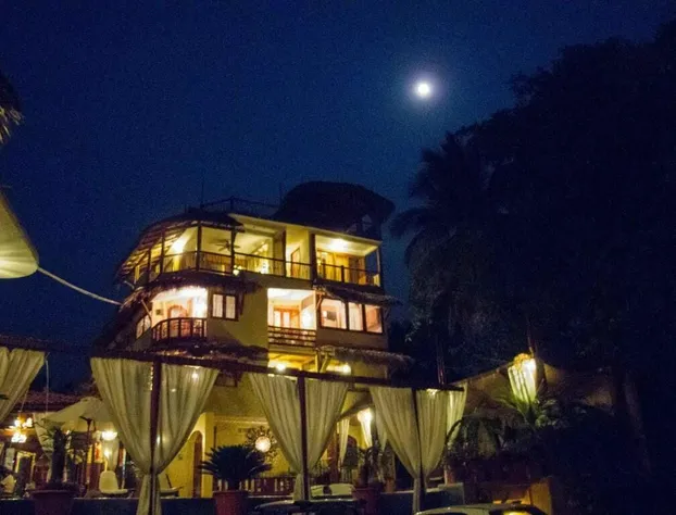 Hotel Villas Las Azucenas hotel detail image 1