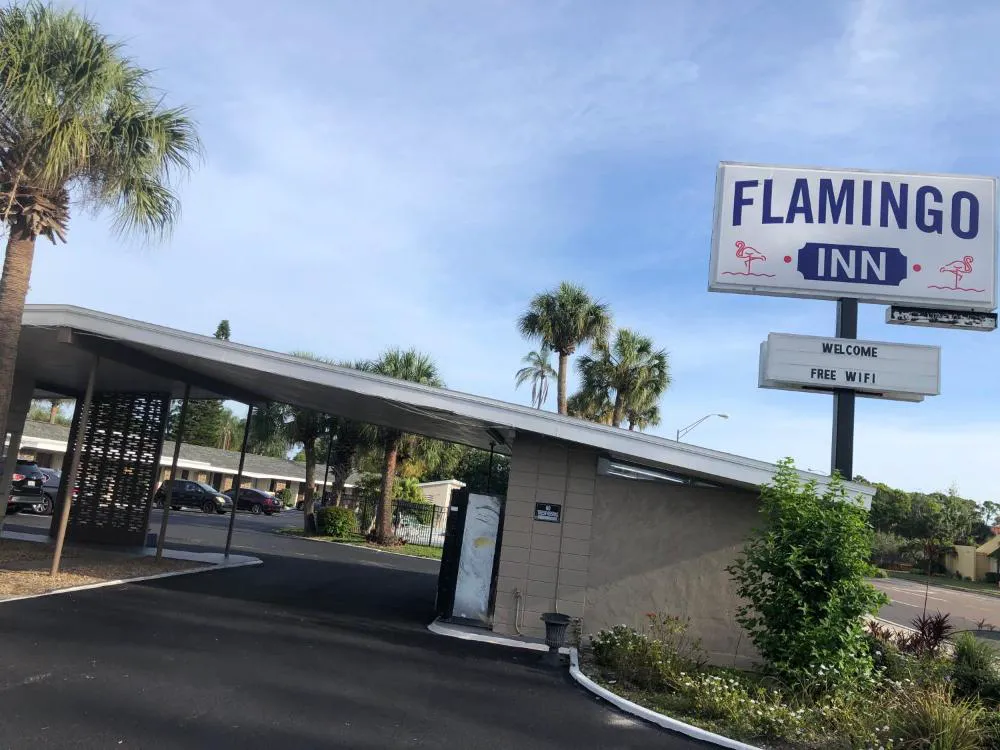 Flamingo Inn hotel hero