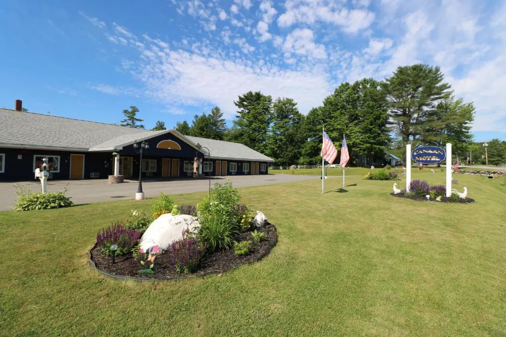 Canaan Motel hotel hero