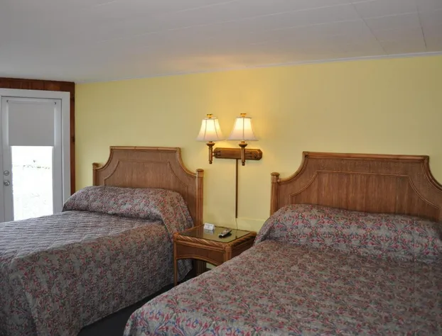 Harris Sea Ranch Beach Hotel hotel detail image 4