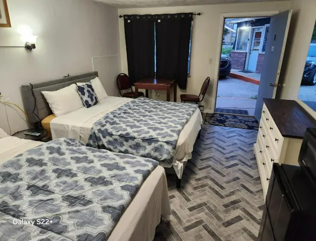 In Town Inn hotel detail image 3