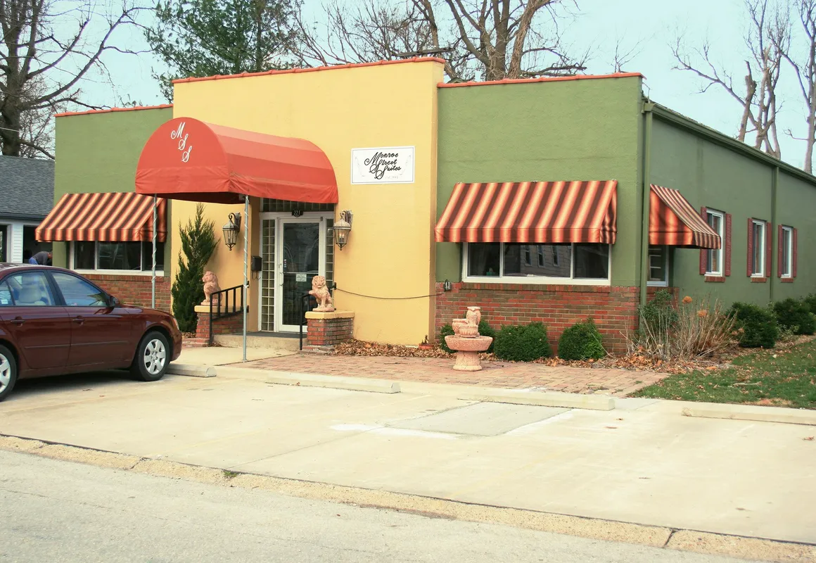 Monroe Street Suites hotel hero